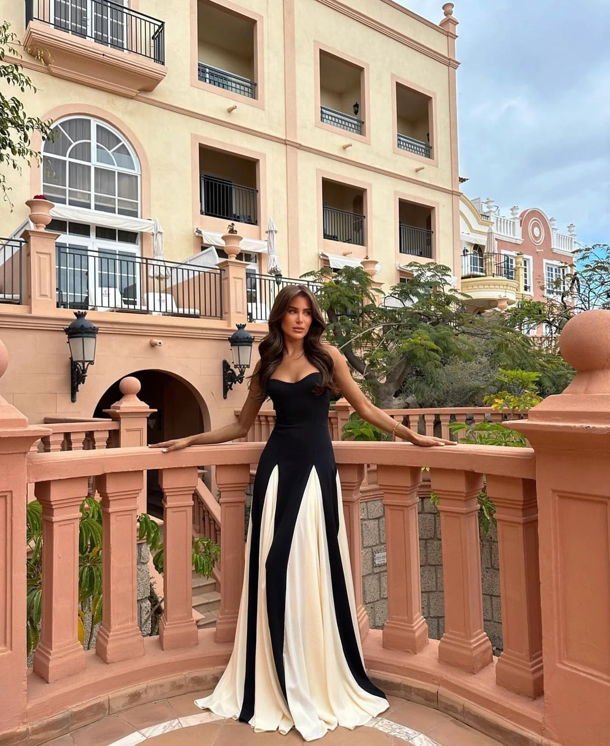 Arcina Ori Paloma Dress hire – black and white
