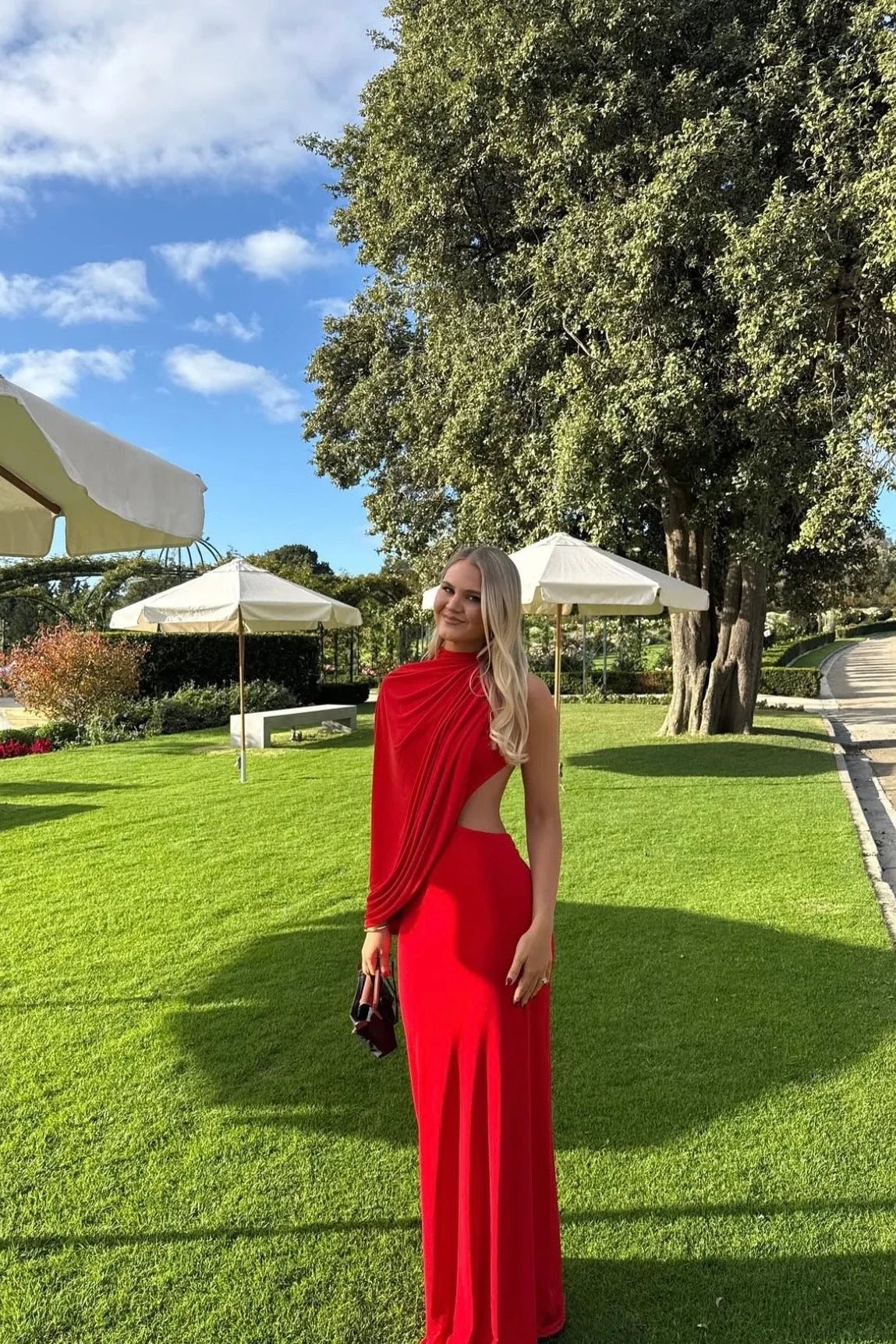 Effie Kats Aleksi Gown hire – Rio