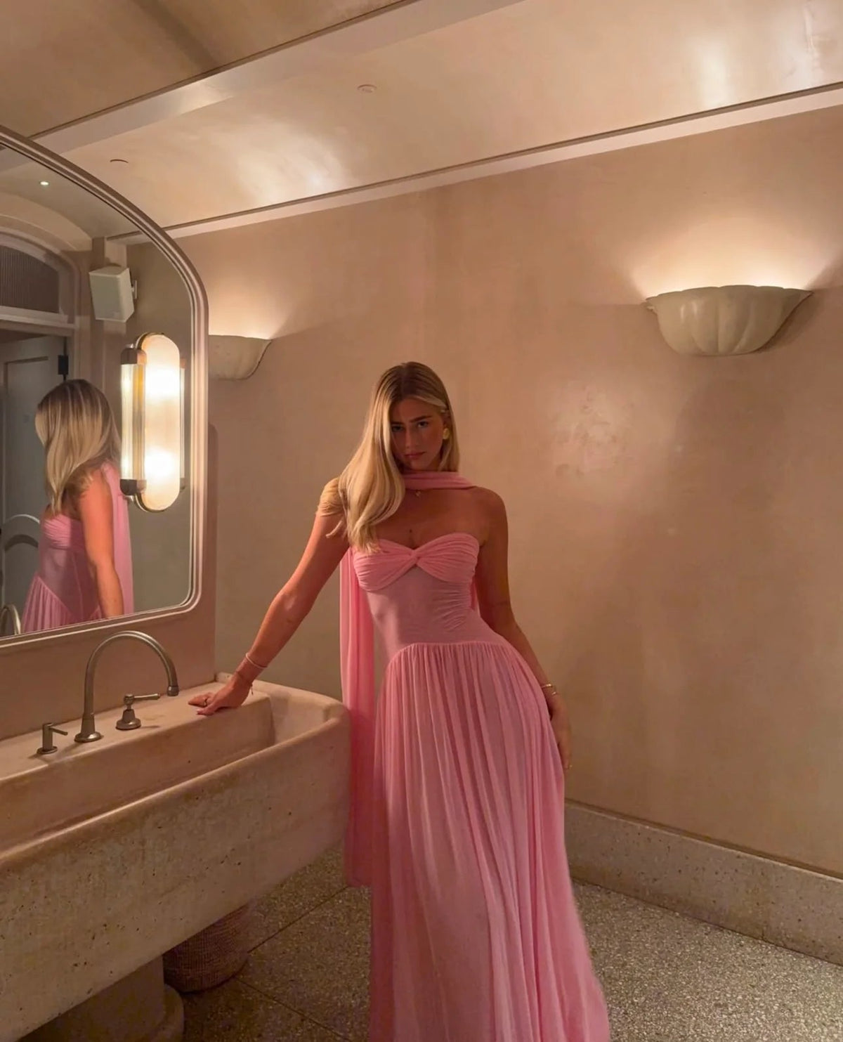 Raphaella Santana Ophelia Dress hire – pink